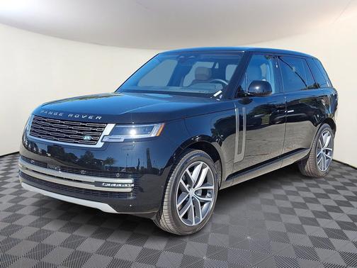 2025 Land Rover Range Rover SE