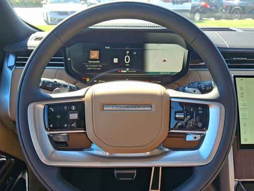 2025 Land Rover Range Rover SE