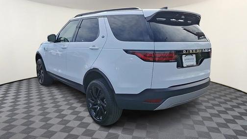 2024 Land Rover Discovery S