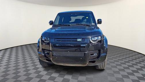 2025 Land Rover Defender V8