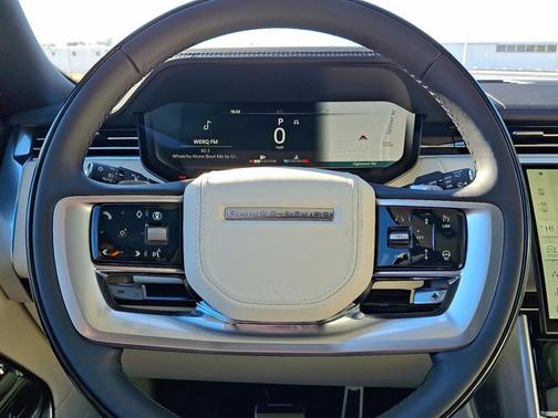 2026 Land Rover Range Rover SE