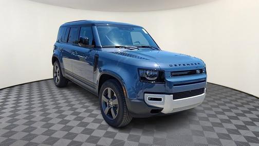 2025 Land Rover Defender S