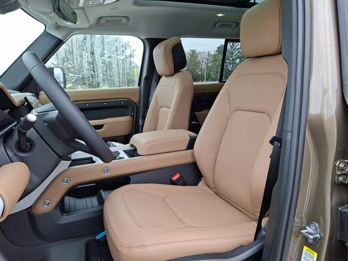 Woolstone Green Metallic - 1LQ 2026 Land Rover Defender X-Dynamic SE