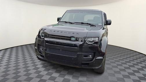 2025 Land Rover Defender X-Dynamic SE