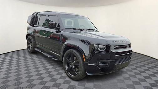 2025 Land Rover Defender X-Dynamic SE