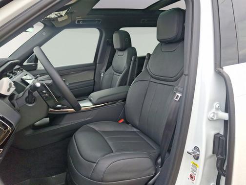 2025 Land Rover Range Rover Sport S