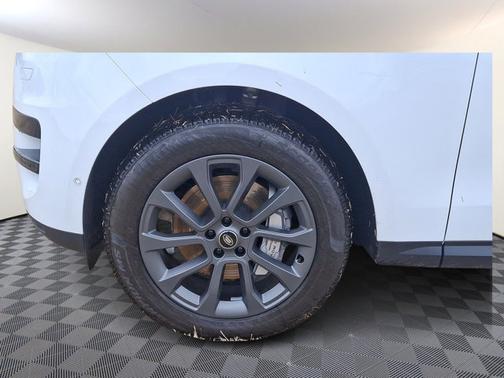 2025 Land Rover Range Rover Sport S