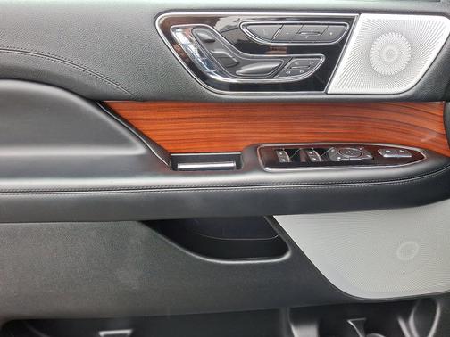 2020 Lincoln Navigator L Reserve