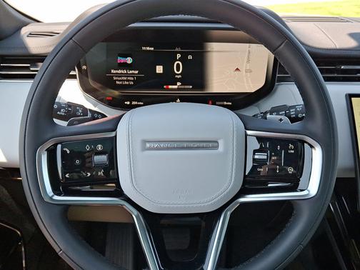 2025 Land Rover Range Rover Sport SE