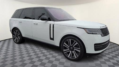 2023 Land Rover Range Rover SE
