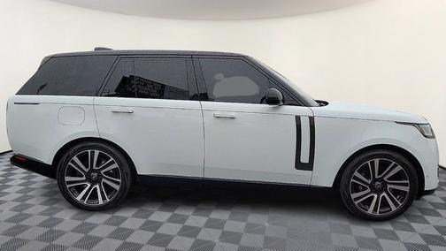 2023 Land Rover Range Rover SE
