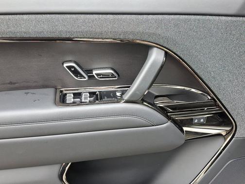 2023 Land Rover Range Rover Sport SE