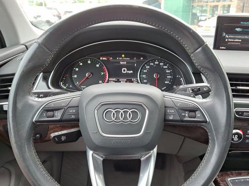 2017 Audi Q7 3.0T Premium Plus