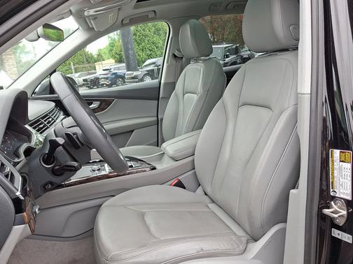 2017 Audi Q7 3.0T Premium Plus