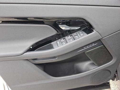 2026 Land Rover Range Rover Evoque Core S