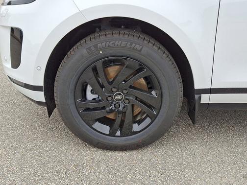 2026 Land Rover Range Rover Evoque Core S