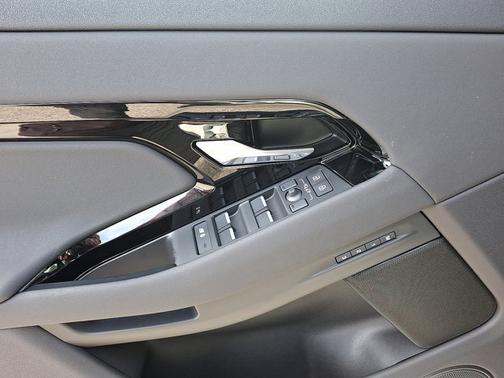 2026 Land Rover Range Rover Evoque Core S