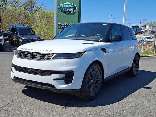 2025 Land Rover Range Rover Sport SE