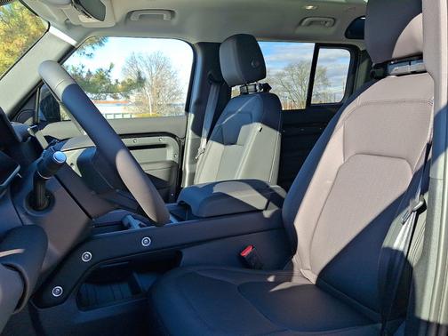 2026 Land Rover Defender S