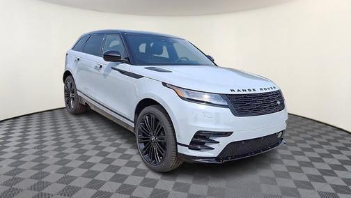 2026 Land Rover Range Rover Velar Dynamic SE