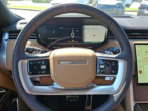 2025 Land Rover Range Rover SE