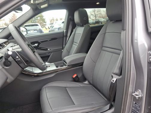 2026 Land Rover Range Rover Evoque Core S