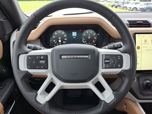 Woolstone Green Metallic - 1LQ 2026 Land Rover Defender X-Dynamic SE