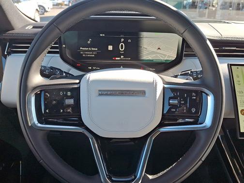 2025 Land Rover Range Rover Sport SE
