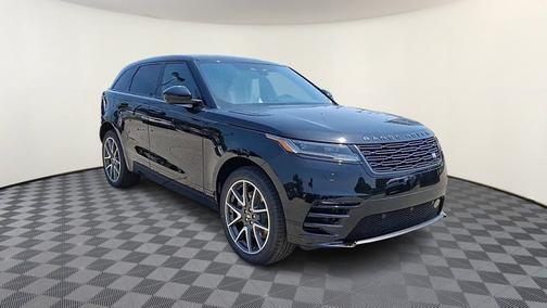 2026 Land Rover Range Rover Velar Dynamic SE
