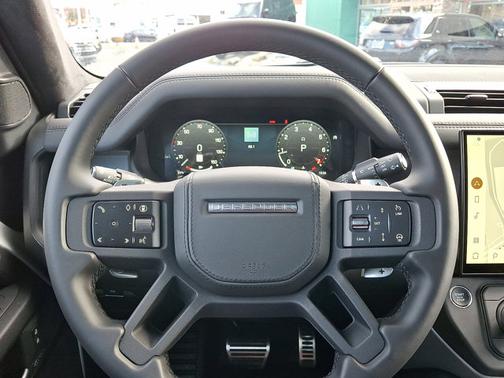 2026 Land Rover Defender V8