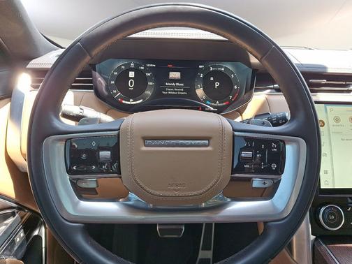 2023 Land Rover Range Rover SE