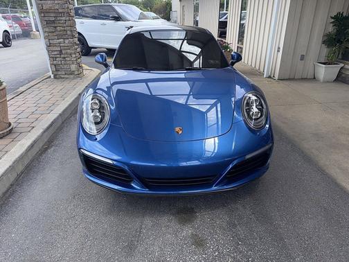 2017 Porsche 911 Carrera