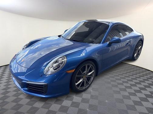 2017 Porsche 911 Carrera