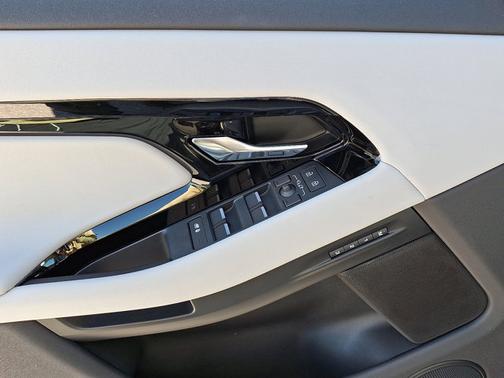 2025 Land Rover Range Rover Evoque Core S