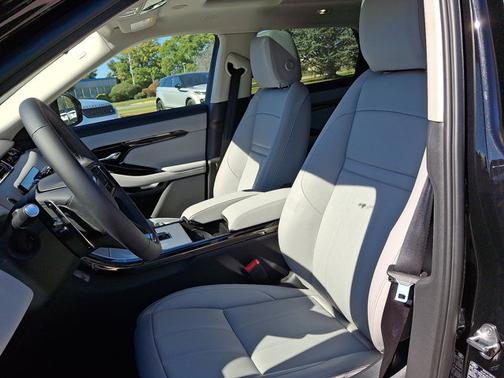 2025 Land Rover Range Rover Evoque Core S