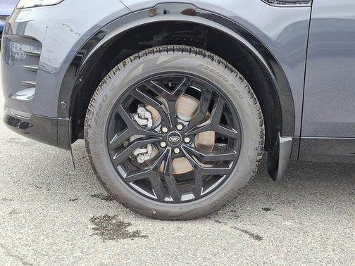 Varesine Blue Metallic - 1EH 2026 Land Rover Discovery Sport Landmark