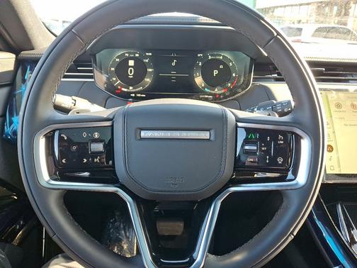 2026 Land Rover Range Rover Sport SE