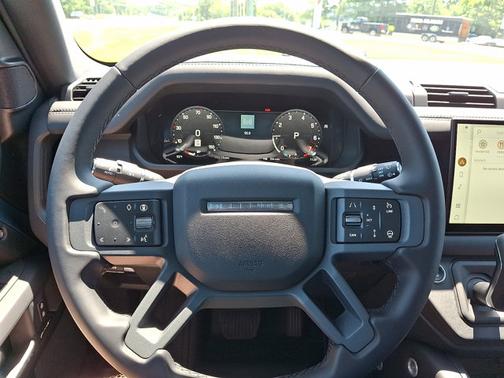 2025 Land Rover Defender S