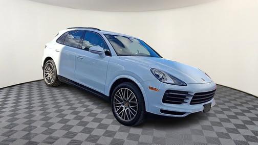 2023 Porsche Cayenne Platinum Edition