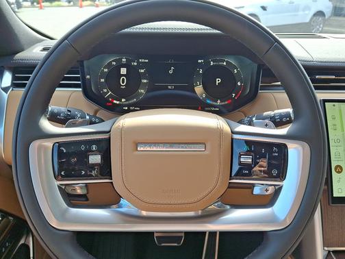 2025 Land Rover Range Rover SE