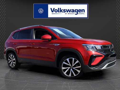 Kings Red 2022 Volkswagen Taos 1.5T SE