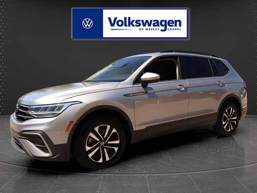 Pyrite Silver Metallic 2023 Volkswagen Tiguan 2.0T S