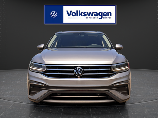 Pyrite Silver Metallic 2023 Volkswagen Tiguan 2.0T S