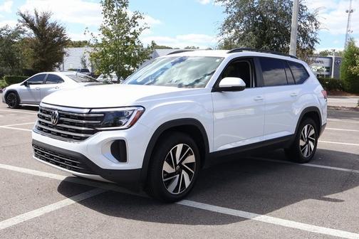 2025 Volkswagen Atlas 2.0T SE