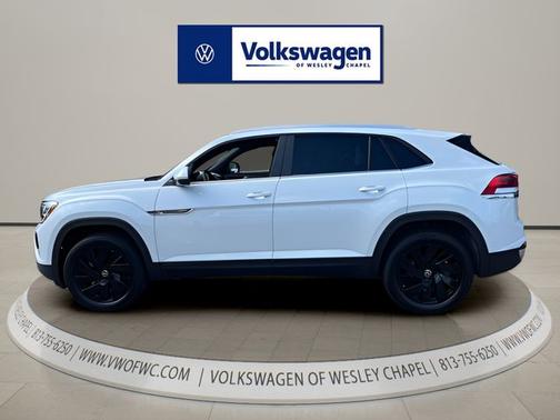 Opal White Pearl 2026 Volkswagen Atlas Cross Sport 2.0T SE W/TECHNOLOGY