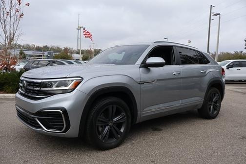 2021 Volkswagen Atlas Cross Sport 3.6 V6 SE w/ Technology R-Line