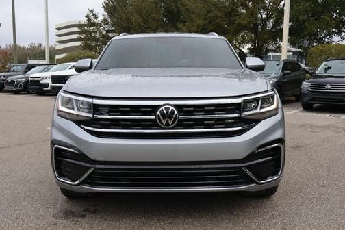 2021 Volkswagen Atlas Cross Sport 3.6 V6 SE w/ Technology R-Line