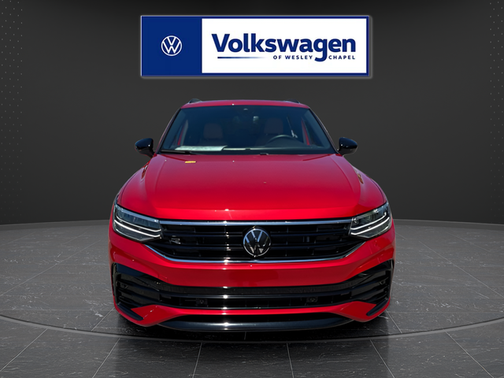 Kings Red 2024 Volkswagen Tiguan 2.0T SE R-Line Black