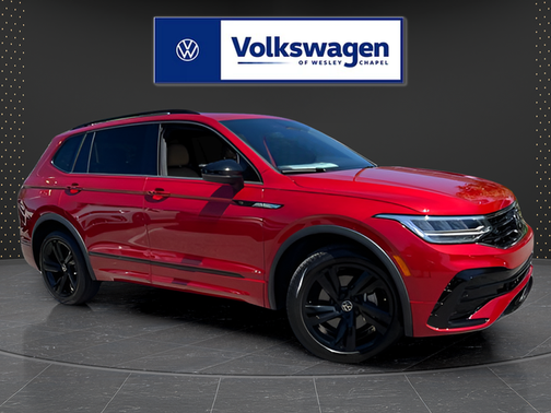 Kings Red 2024 Volkswagen Tiguan 2.0T SE R-Line Black