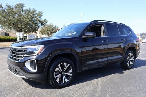 2024 Volkswagen Atlas 2.0T SE